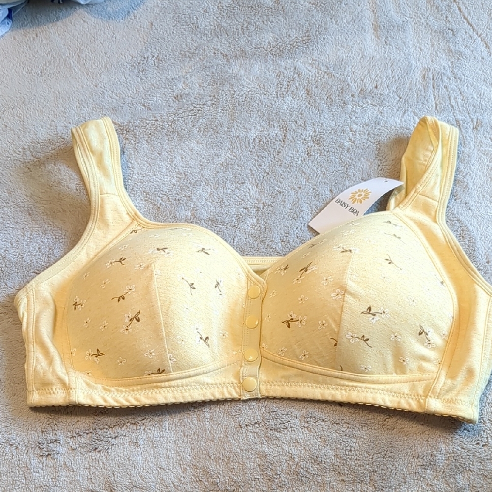 NWT Daisy Yellow Supportive Bra Intimates, 3XL